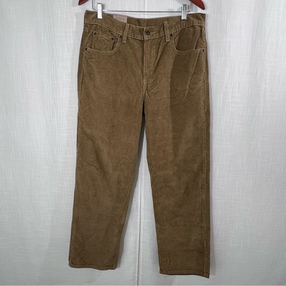 Levi's NWT Low Pro Mid Rise Relaxed Straight Leg Corduroy Pants Size 31x30 - Picture 1 of 10